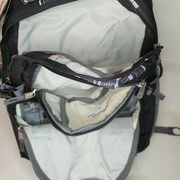 High Sierra Swerve Laptop Backpack NWT - Picture 8 of 14